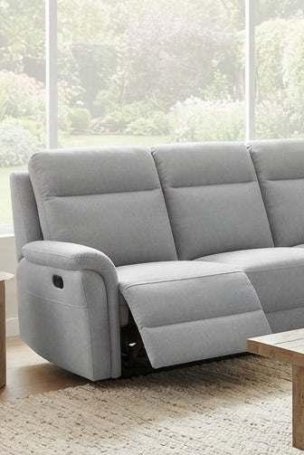 Reclining Sofas & Loveseats